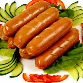 Xúc xích Đức - 15.000 ₫ tại Nhím - Cá Viên Chiên Nước Mắm - Tôn Đản
