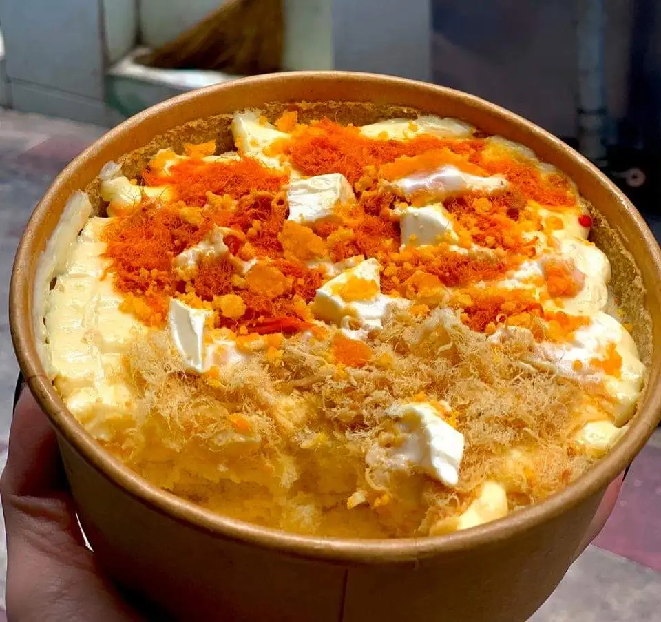 Bông lan trứng muối - 60.000 ₫ tại Thiên Thanh Bakery - Lương Định Của