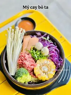 Mì Kim Chi Bò  - 60.000 ₫ tại Chân Gà Sốt Thái & Mì Cay Win Win - Hoài Thanh