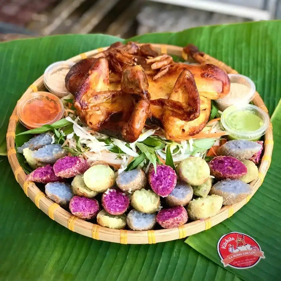 Gà Sire Lớn Ngũ Vị Cô Đơn( Hình Ảnh Minh Họa) - 225.000 ₫ tại Gà Nướng Cơm Lam Tiến Phát - Dương Quảng Hàm