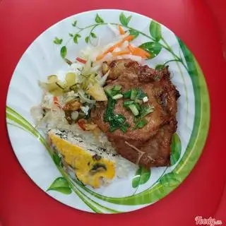 Cơm sườn chả - 55.000 ₫ tại Cơm Tấm Khoái - Lê Văn Sỹ