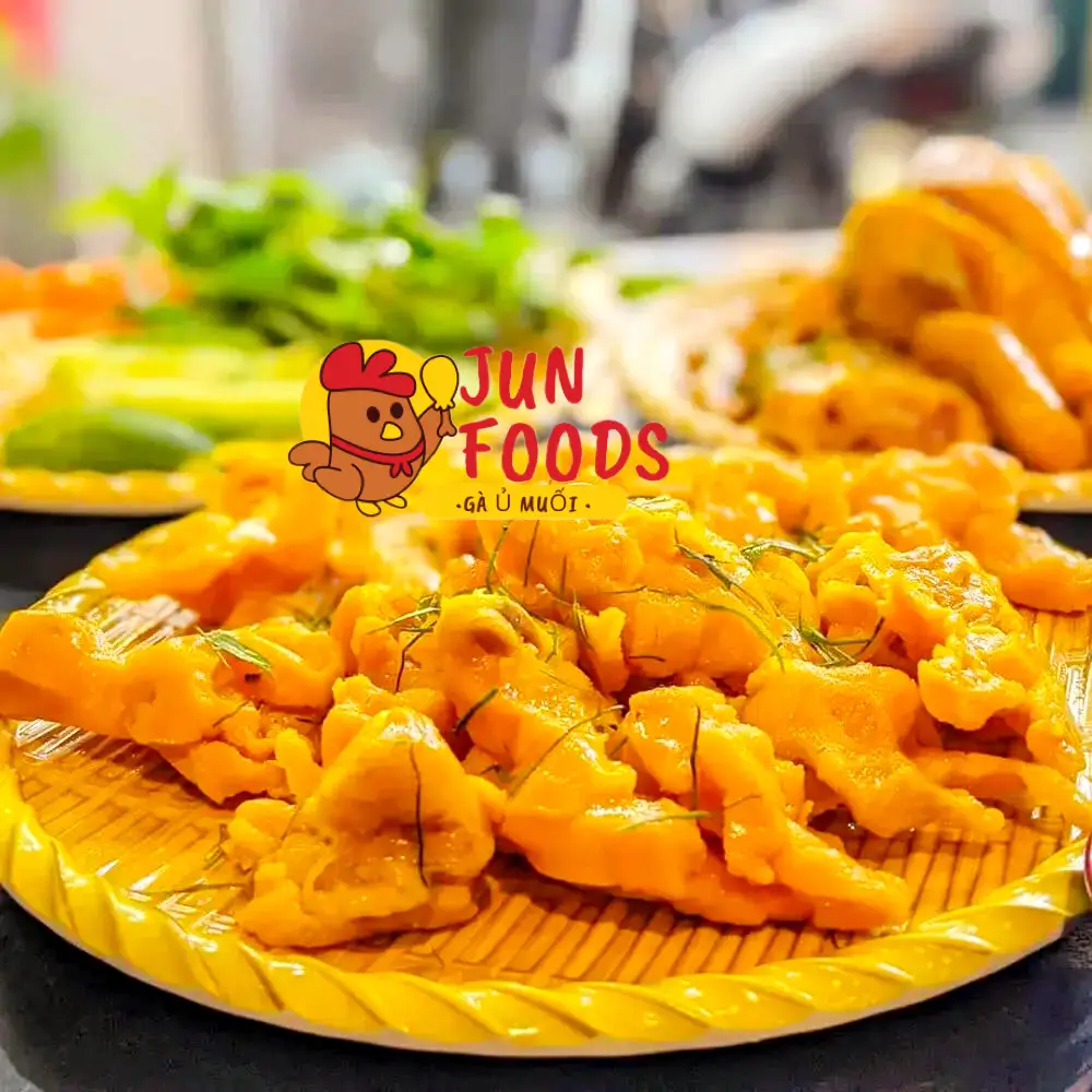 600g Chân Gà Rút Xương Ủ Muối - 179.000 ₫ tại Jun Foods - Gà Ủ Muối Hoa Tiêu, Chân Gà & Ăn Vặt - Chu Văn An