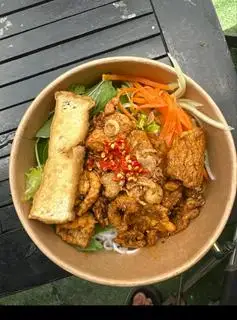 Hình ảnh Bún thịt xào - tàu hủ