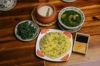 Set 14 trứng chiên thịt - 85.000 ₫ tại Simfood - Cơm Niêu & Lẩu Gà Lá É - Thân Văn Nhiếp