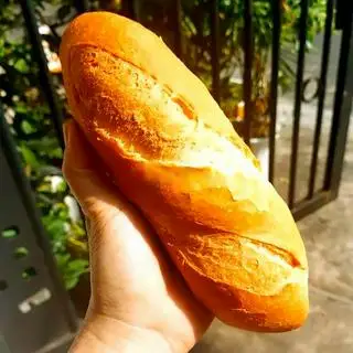 Hình ảnh Bánh mì rỗng ruột