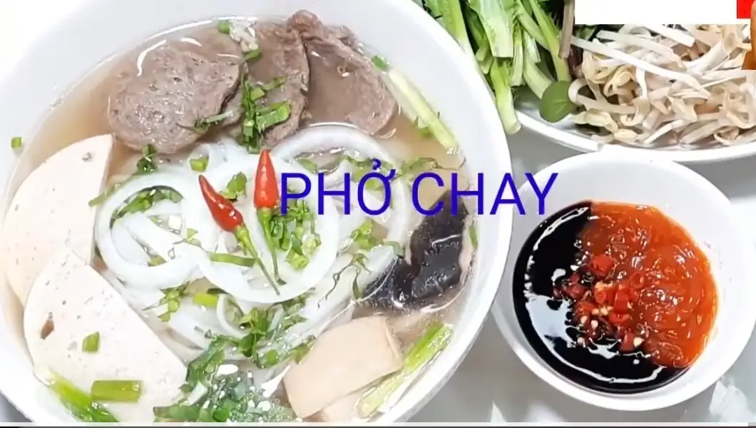  Phở chay - 40.000 ₫ tại Quán Chay Ngộ Minh Trí - Lê Hồng Phong