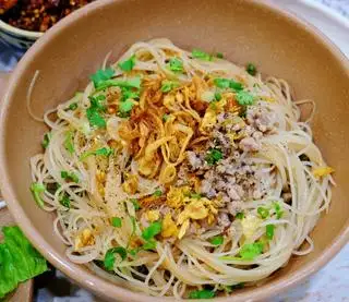 hủ tiếu khô thêm(dành cho món khô) - 10.000 ₫ tại Quán Ăn Thu Thuỷ - Dương Quảng Hàm
