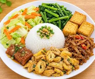 Hình ảnh Cơm Thập Cẩm + Đậu Hủ Sốt Cà Chua