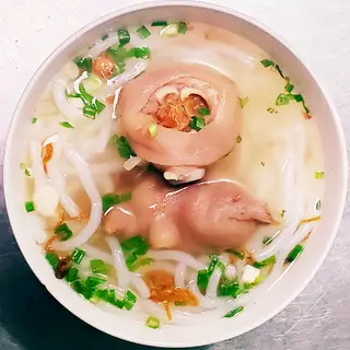 Bánh Canh Móng Giò - 70.000 ₫ tại Như Ý - Bánh Canh Giò Heo & Bún Măng Mọc Nấm - Phan Văn Hân