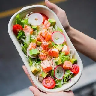 Hình ảnh Salad bơ cá hồi