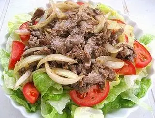 Hình ảnh Bò xào củ hành + cải ngọt ( Không có Cơm)