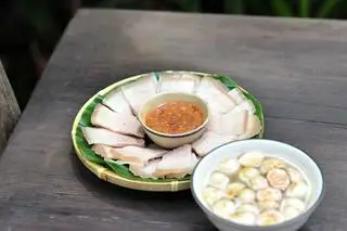 Cơm thịt luộc cà pháo mắm tôm - 54.000 ₫ tại Cơm Văn Phòng Min - Nguyễn Thượng Hiền