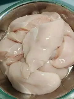 Hình ảnh [Đông lạnh] Ức gà tươi phi lê không da không xương