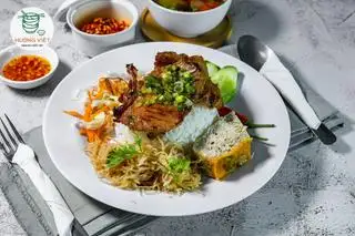 Hình ảnh Cơm tấm sườn bì chả