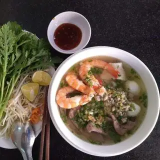 Hủ tiếu thập cẩm đặc biệt - 85.000 ₫ tại Hủ Tiếu Nam Vang Duyên Quán - Nguyễn Thị Minh Khai