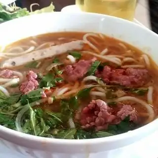 Bún bò nạm - 50.000 ₫ tại Bún Bò Huế Ngự Bình - Đồng Đen