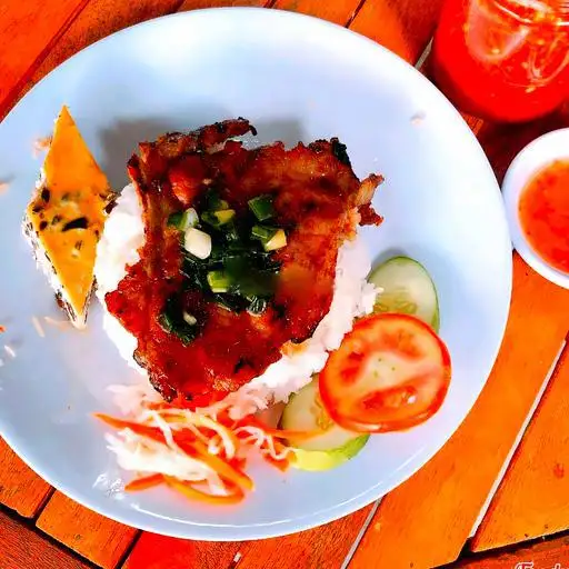Cơm sườn chả - 60.000 ₫ tại Cơm Tấm A Phúc - Lương Định Của