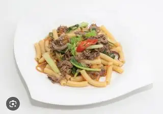 Hình ảnh Nui xào thịt bò