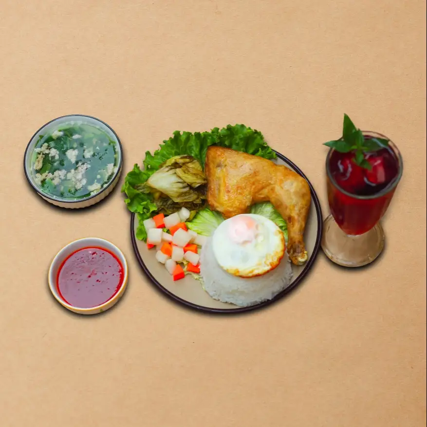 Hình ảnh COMBO Cơm Gà (Lớn)+ Canh Thịt Băm + Nước + Trứng Ốp