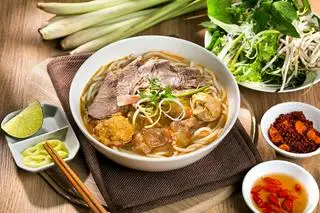 Bún Bò Huế - Thập Cẩm (Bò chín, chả, giò) - 83.000 ₫ tại Bún Bò Huế Lụa - Xô Viết Nghệ Tĩnh