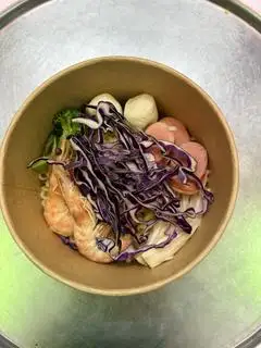 Hình ảnh Mì Kim Chi Tôm + Cá Viên + Xúc Xích