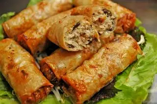 Nem Rán Nhà Làm - 18.000 ₫ tại Bánh Cuốn & Bún Chả Hà Nội Tiệm Bánh Đợi - Độc Lập