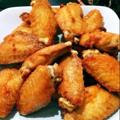 Cánh gà giữa chiên giòn - 45.000 ₫ tại Bếp Cô Liên - Mì & Nui Xào Bò - Cách Mạng Tháng 8