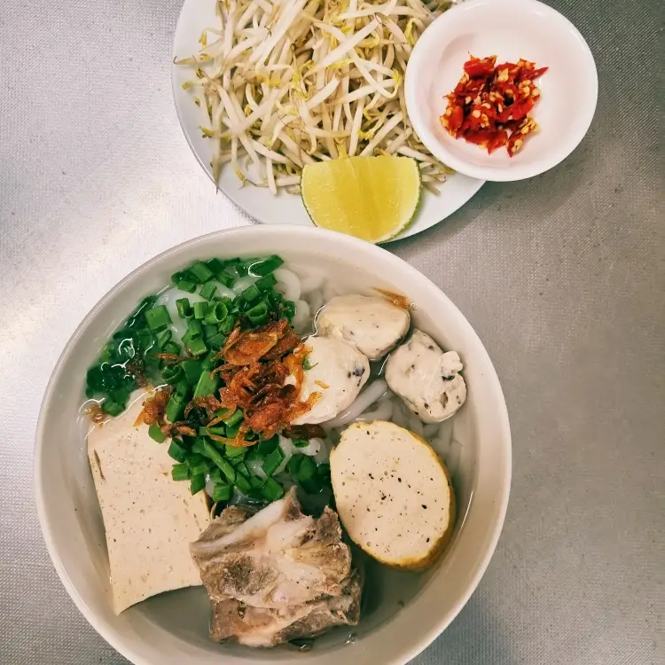 Bánh Canh - Mọc  - 58.000 ₫ tại Quán Thanh Nhàn - Hủ Tiếu Bò Kho & Bún Mộc - Chung Cư Nguyễn Thiện Thuật