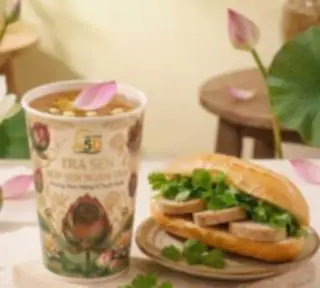 Hình ảnh Combo bánh mì chả+ trà sen