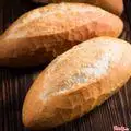 Bánh mì - 5.000 ₫ tại Cô Tuyến - Bún Riêu & Bò Kho - Tôn Đản