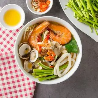 Bún Thái hải sản - 74.000 ₫ tại Bangkok Station - Món Ăn Thái Lan - Xô Viết Nghệ Tĩnh