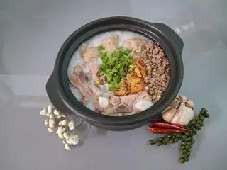 Hình ảnh Cháo sườn thịt bằm bò viên