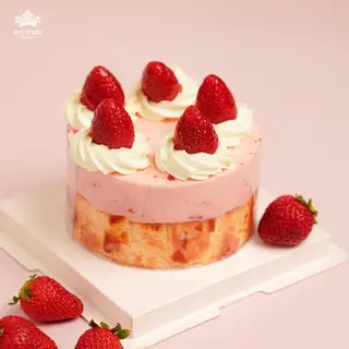 Hình ảnh Strawberry Burnt Cheesecake