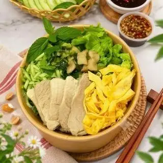 Hình ảnh Bún nước tương thịt luộc - trứng