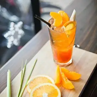 Hình ảnh Trà Đào Cam Sả