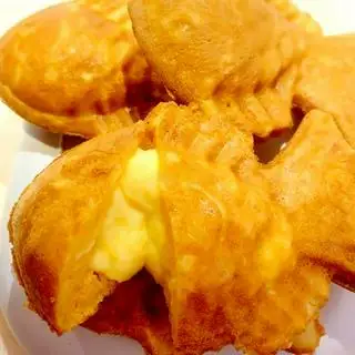 Hình ảnh Bánh cá nhân kem trứng