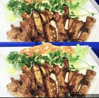 Cơm trắng sườn non chiên + kèm canh - 65.000 ₫ tại Quán Ếch Nướng & Lẩu - Dương Bá Trạc