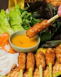 Hình ảnh Combo Nem Lụi Huế + Coca | Sinh Viên 59K