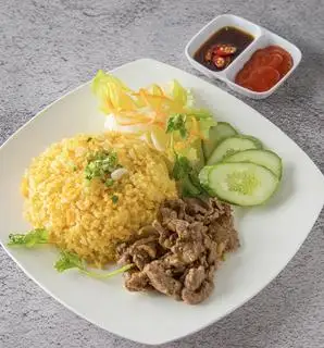 Cơm chiên bò xào - 50.000 ₫ tại Cơm Tấm Bi Mập - Đặng Thùy Trâm
