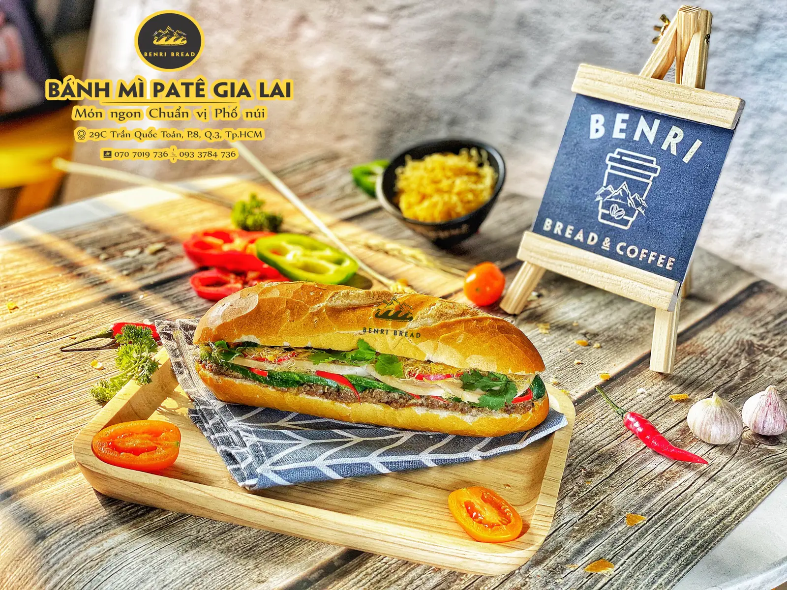 Bánh mì patê Gia Lai - truyền thống  - 29.000 ₫ tại Bánh Mì Patê Gia Lai Benri Bread - Hoàng Hoa Thám