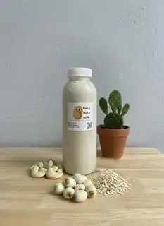 Hình ảnh Sữa Hạt Điều - Hạt Sen - Yến Mạch