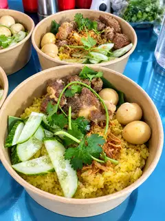 Hình ảnh Xôi trứng - thịt kho