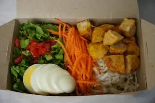Hình ảnh Combo Salad + Trứng + Pepsi