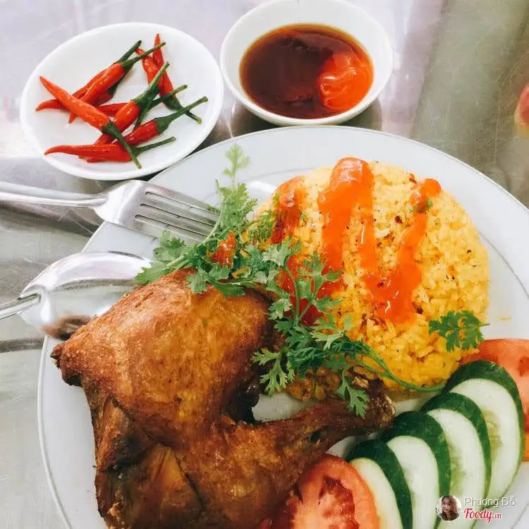 Cơm Gà Xối Mỡ - 55.000 ₫ tại  Atiso - Cơm Chiên, Mì Xào & Nui Xào - Nguyễn Sáng