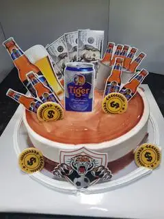 Bánh kem sữa tươi mẫu ngẫu nhiên 25cm - 540.000 ₫ tại Bánh Kem Huyền Trân - Lê Văn Lương