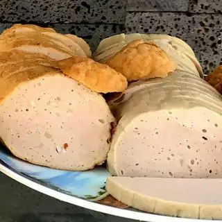 Chả lụa  - 10.000 ₫ tại Hai Cô Béo - Bánh Cuốn & Mỳ Xào - Điện Biên Phủ