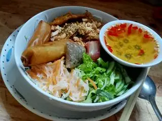 Bánh hỏi thập cẩm (Signature) - 55.000 ₫ tại Thảo Sương - Bún Thịt Nướng - Thái Ly