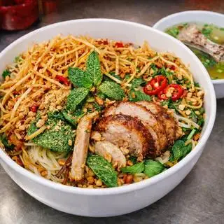 Hình ảnh Phở trộn chua ngọt 