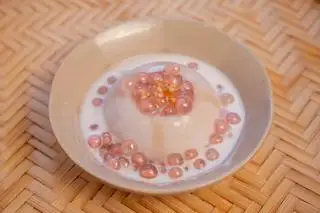 Hình ảnh Tàu hũ hạt nổ củ năng cốt dừa