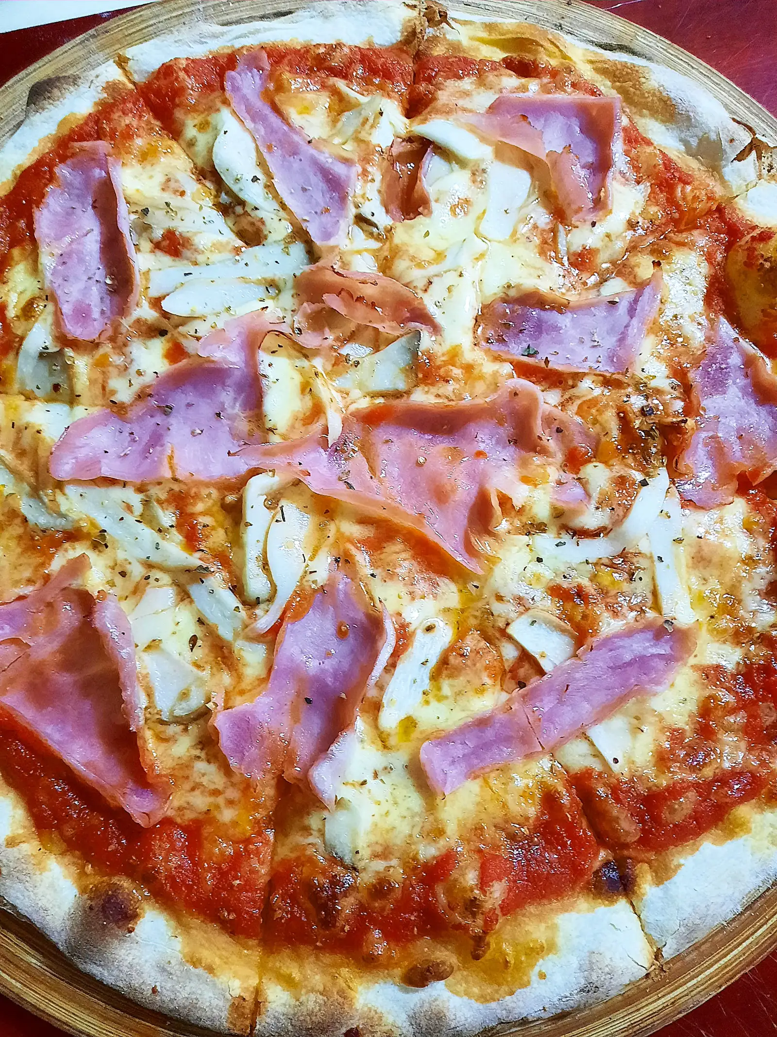 Funghi &ham Pizza - M - 225.000 ₫ tại De Italiano's Pizza - Xô Viết Nghệ Tĩnh